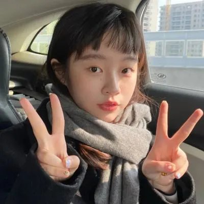 他的模样
